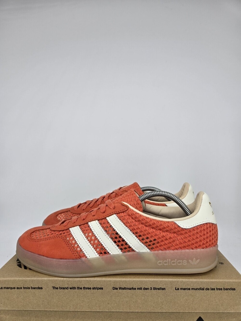 adidas Men's Gazelle Indoor JS0713 Glow Amber Off White Shoes Size 12 New